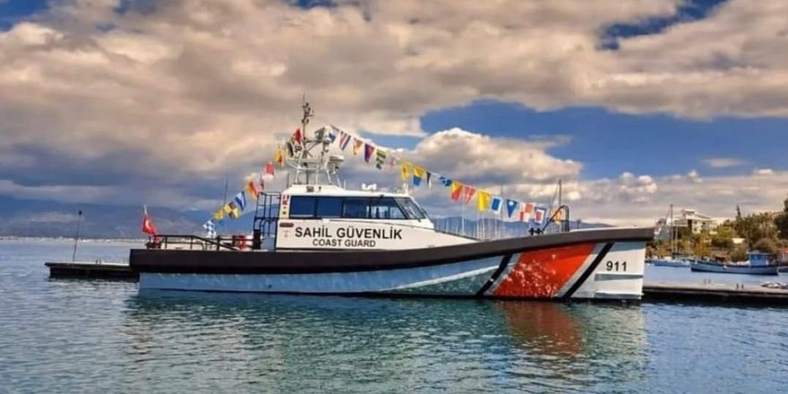 Sahil Güvenlik Botları Denizcilik ve Kabotaj Bayramı'nda Ziyarete Açıldı
