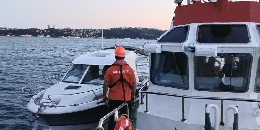 Sarıyer Açıklarında Su Alan Tekne Kurtarıldı