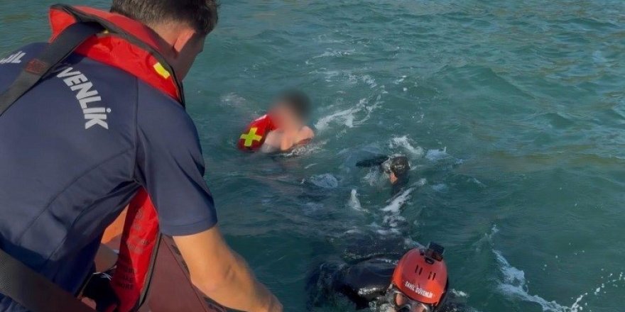 Kürek Sörfüne Çıktılar, Ölümden Döndüler