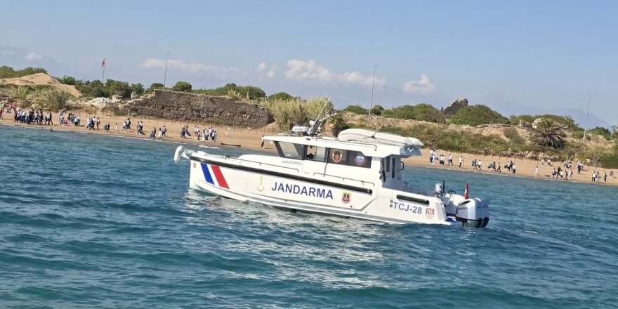 Antalya'da Jandarmadan Denizlerde Denetim