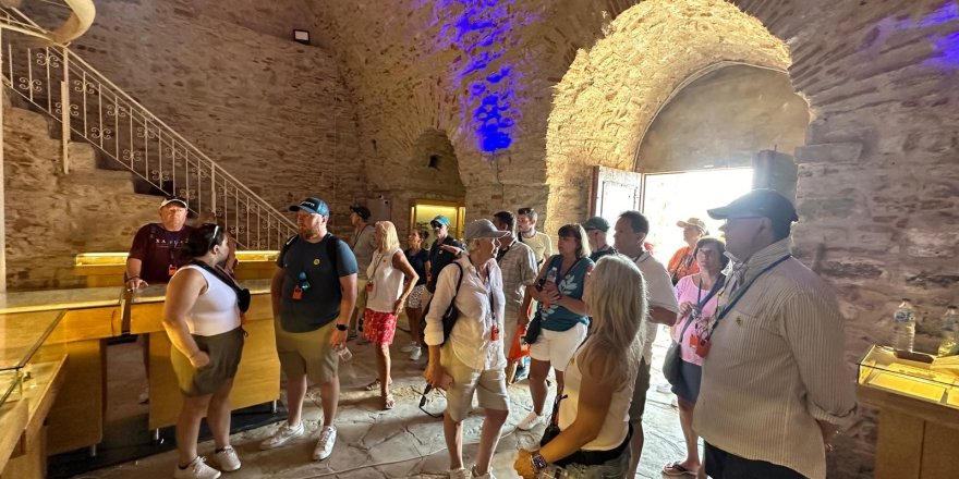 Kuşadası'ndaki Deniz Ticaret Tarihi Sergi Alanı'na Yaz Döneminde Yoğun İlgi