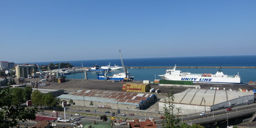 Dron Saldırısına Uğrayan Ro-Ro Gemisi Trabzon Limanı’na Demirledi