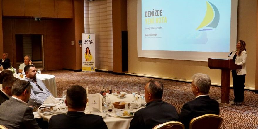 Şadan Kaptanoğlu İzmir’de Denizcilerle Buluştu