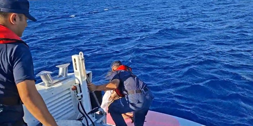 Datça’da Denizde Sürüklenin İki Kişi Kurtarıldı