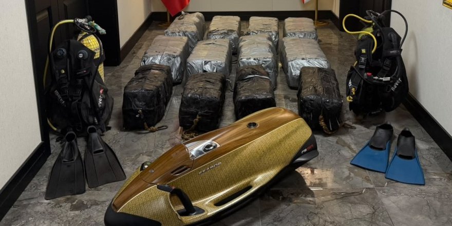 Gemide Özel Zula Çıktı: Su Altında 1,5 Milyarlık Kokain Operasyonu 9 Şüpheli Yakalandı