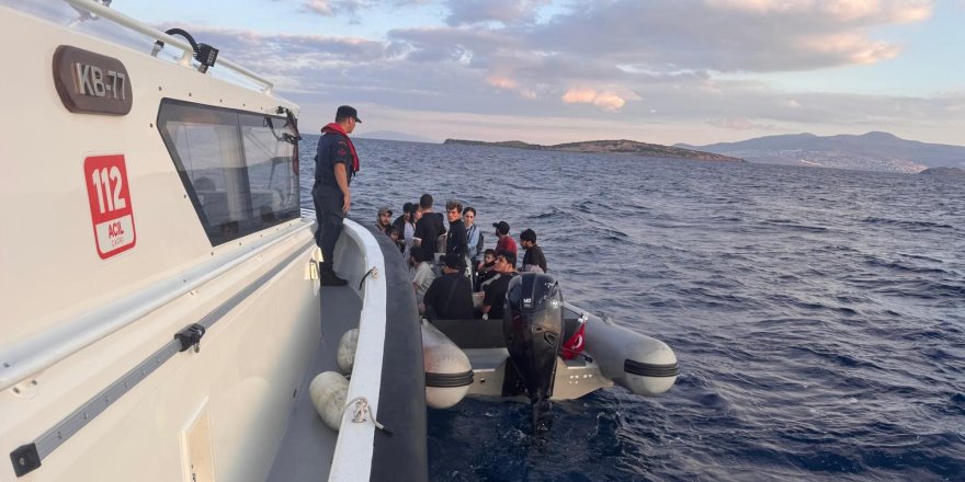 İzmir'de 15 Düzensiz Göçmen Yakalandı