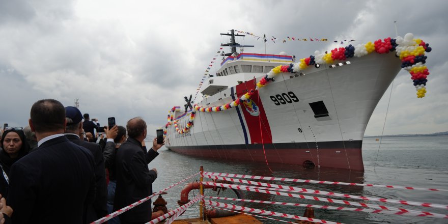 Malezya'nın Yeni Deniz Gücü Kocaeli'de Suya İndi