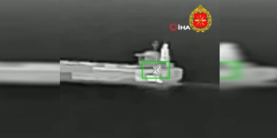 Rusya'dan Karadeniz'de 4 Gemiye Saldırı