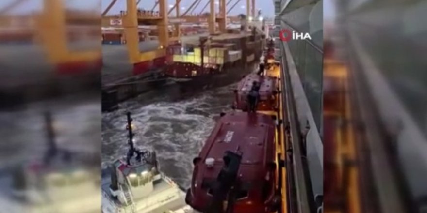 Almanya’da 2 Bin 428 Yolcusu Bulunan Gemi, Yük Gemisine Çarptı
