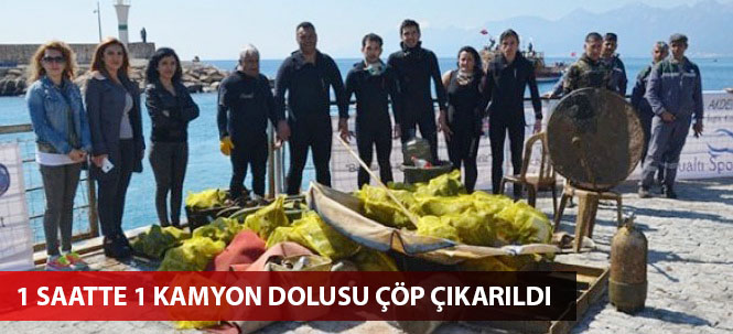 Antalya Kaleiçi Yat Limanı'nda dip temizliği yapıldı