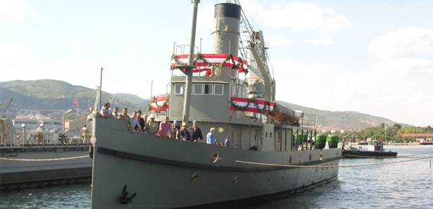 Nusret mayın gemisi Çanakkale'de