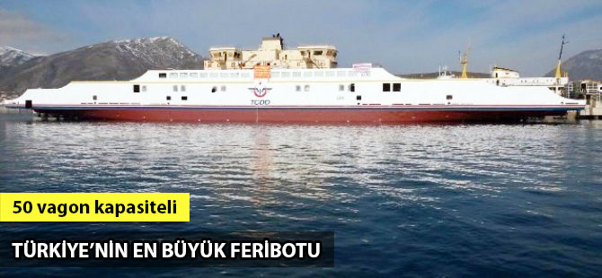 Türkiye'nin en büyük feribotu Van Gölü'nde suya indirildi
