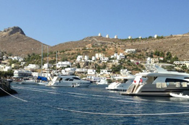 Krizdeki Yunanlıların teknelerini Türkler kaptı