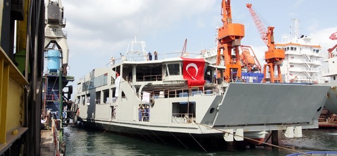 M/F Ahmet Piriştina Çeksan Tersanesi'nde denize indirildi