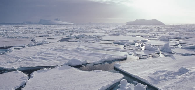 Antartika'nın kurtuluşu için fosil yakıtlar bırakılmalı