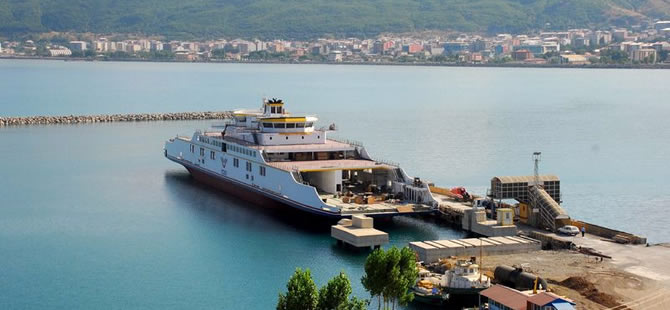 Türkiye'nin en büyük feribotu Van Gölü'nde çalışacak