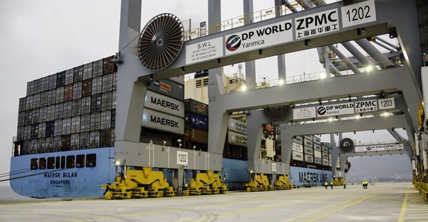 DP World Yarımca Limanı'na ilk gemi yanaştı