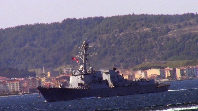 Çanakkale Boğazı'ndan 3 Rus savaş gemisi geçti