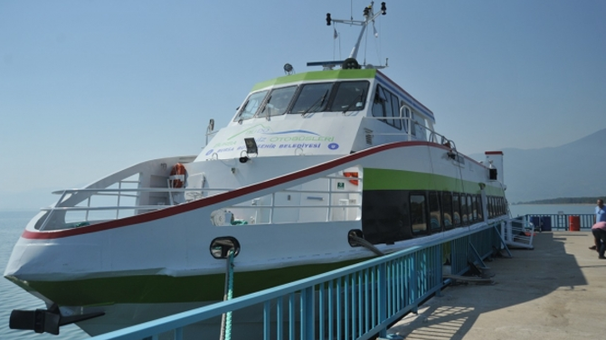 "Akşemseddin feribotu çürümeye tekedildi"