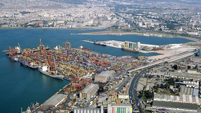 Yusuf Öztürk: İzmir’in geleceği için limana sahip çıkalım