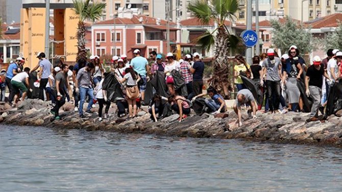 Clean Up The Med kampanyası İzmir’de