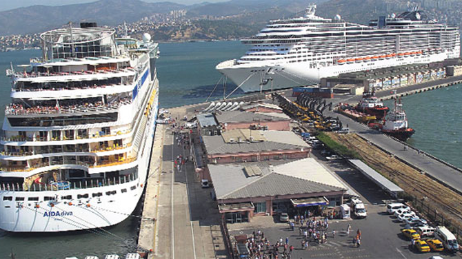 İzmir'e yılın ilk kruvaziyeri Temmuz ayında gelecek