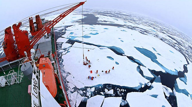 Rusya'dan Arktik'te petrol hamlesi