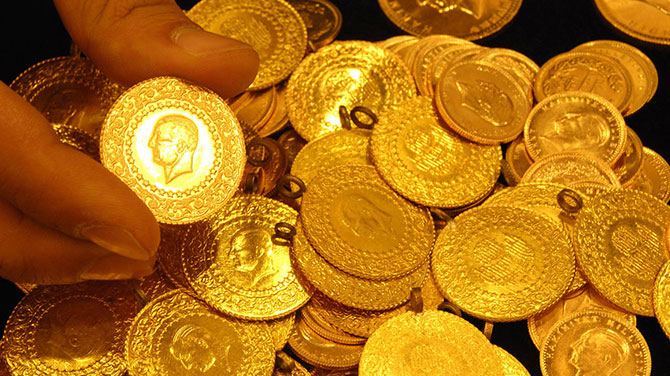 Altın yeniden son bir ayın zirvesinde