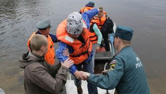 Rusya'da feci kaza: 14 çocuk boğularak öldü