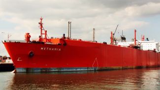 Avrupa’nın istemediği ölüm gemisi Türkiye’ye girdi