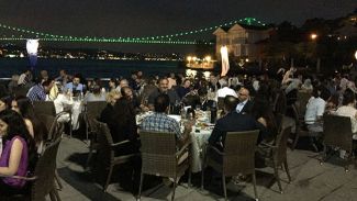 Dentur Avrasya iftar yemeğinde sektör temsilcilerini ağırladı