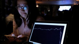 Brexit piyasaları fena vurdu