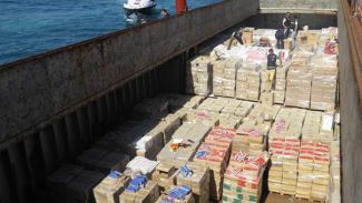 Denizde kaçakçılık operasyonu: Rekor sayıda sigara ele geçirildi