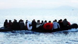Bodrum'da 2 botta 95 mülteci yakalandı