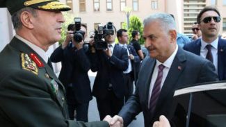 Başbakan Yıldırım'dan Genelkurmay Başkanı Akar'a ziyaret