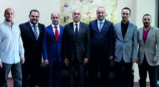 "İsimsiz ve Sınırsız" Grubu, GMO yönetimine aday oldu