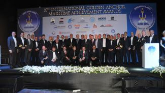 Denizcilik sektörü 'Altın Çıpa'da buluşuyor