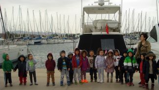 Anaokulu öğrencilerinden Teos Marina’ya ziyaret
