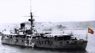 Geçmişten günümüze "Türk Deniz Kuvvetleri" gemileri