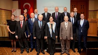 TÜSEV'in toplantısından Deniz Ataç başkan çıktı