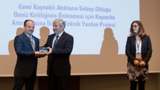 Bakanlıktan İBB Deniz Hizmetleri Müdürlüğü'ne plaket