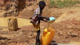 Dünyada her 10 kişiden biri temiz suya ulaşamıyor!