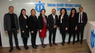 Denizcilikte dümene kadınlar geçiyor