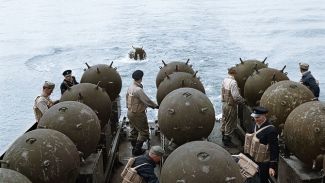 Husiler, Kızıldeniz'e deniz mayını döktü