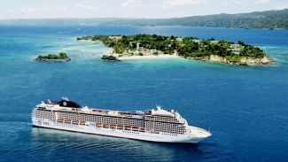 Bayramda gemilerde şenlik var