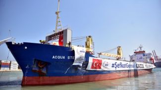 "Şefkat Gemisi" Gazze için Mersin'den yola çıktı