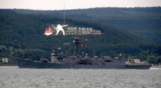 ABD savaş gemisi 'USS Taylor'  Ege'ye iniyor
