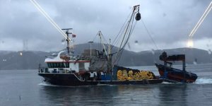 İstanbul Boğazı'nda gemi sürüklendi