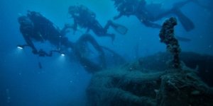 İskenderun Körfezi'nde 2 savaş gemisi batığı bulundu