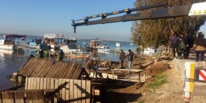 SİT alanına izinsiz kurulan iskeleler kaldırıldı